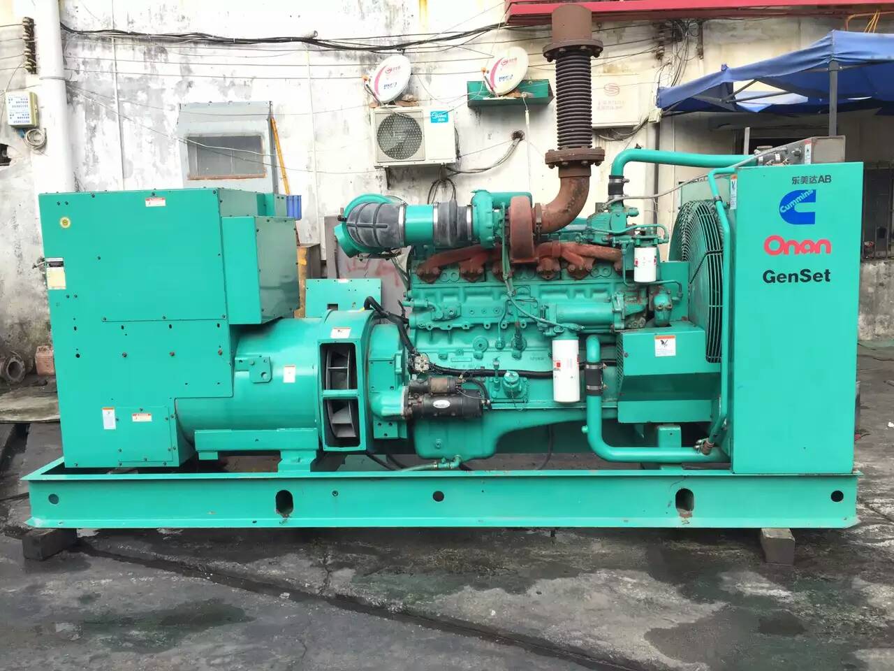 云龙租赁发电机-柴油发电机不正常冒烟的原因