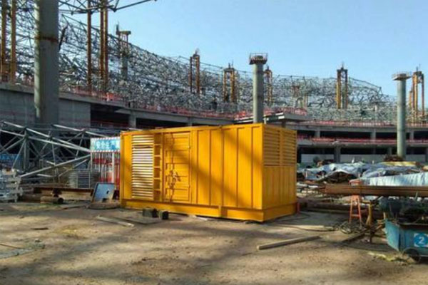 云龙发电机出租如何判断空气滤清器是否需要更换？